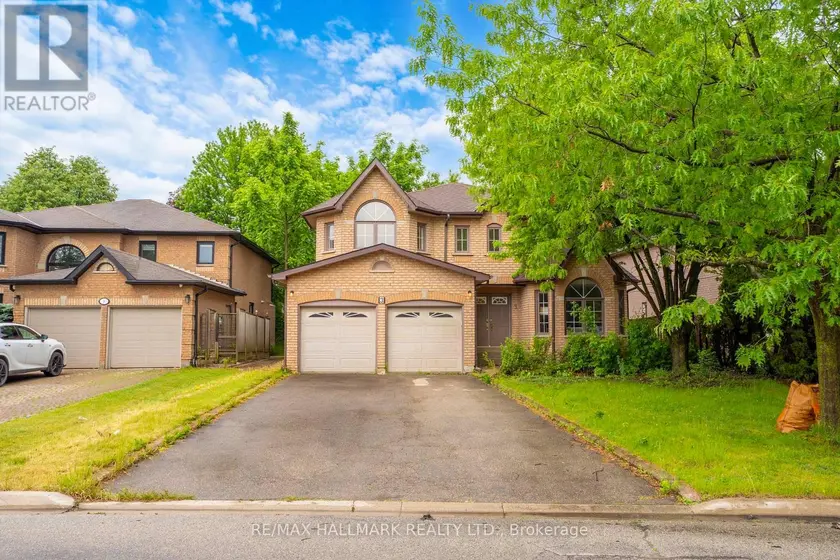 Detached at 3 CREEKVIEW AVENUE, Richmond Hill (Mill Pond)