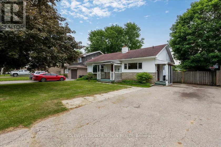 Detached at 199 TUPPER STREET W, New Tecumseth