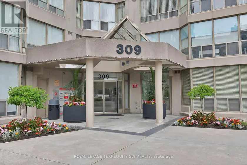 Apartment at 113 - 309 MAJOR MACKENZIE DRIVE E, Richmond Hill