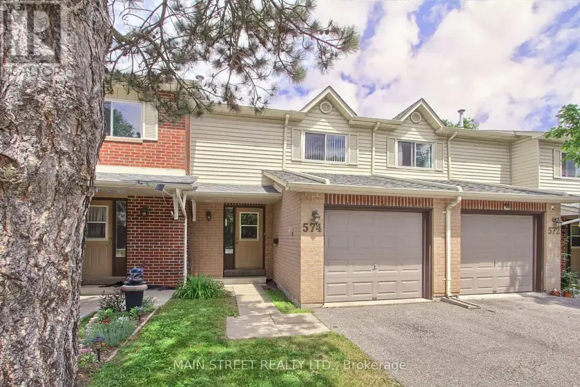 Townhouse at 574 JACK GILES CIRCLE, Newmarket