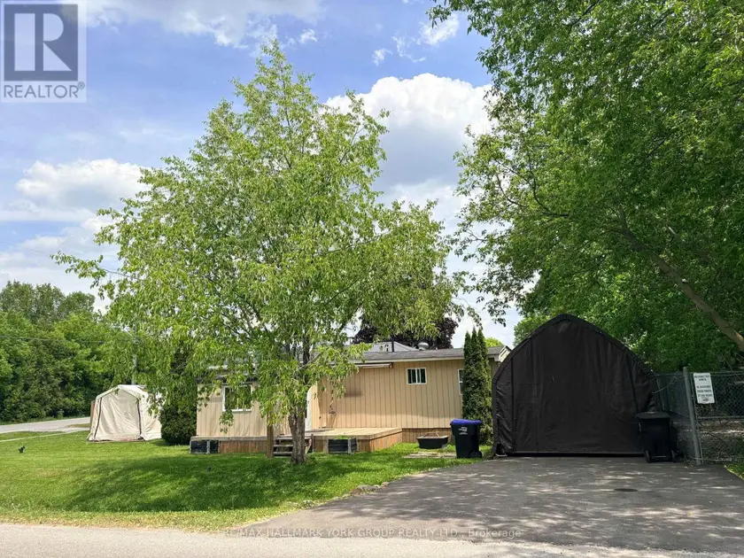 Detached at 78 VERNON STREET, Essa