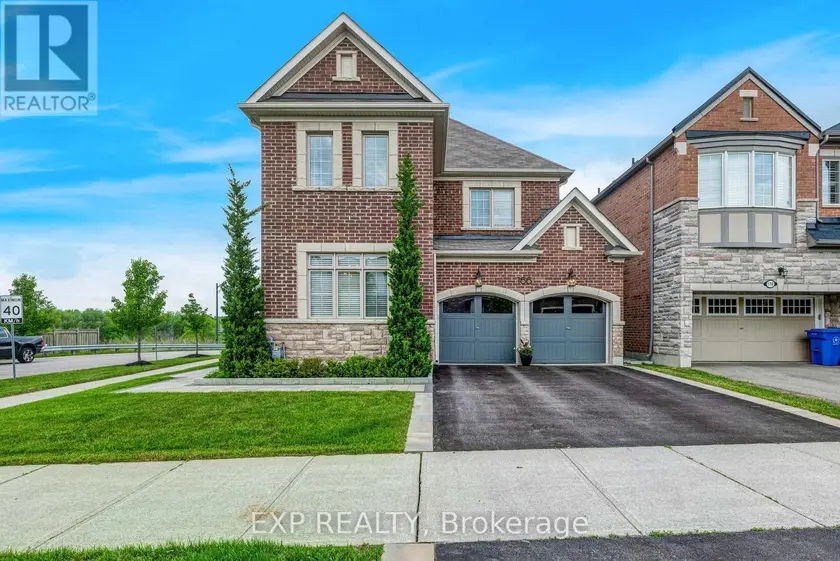 Detached at 166 BABER CRESCENT, Aurora