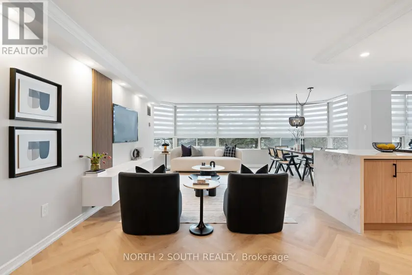 Apartment at 304 - 7 TOWNSGATE DRIVE, Vaughan