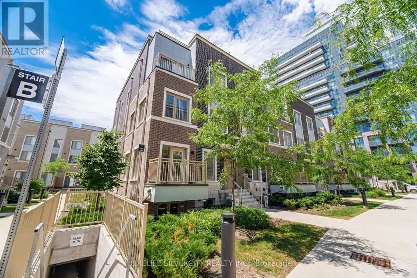 Townhouse at 13 - 11 HONEYCRISP CRESCENT, Vaughan
