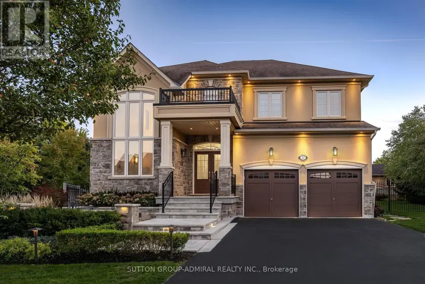 Detached at 22 JAMES BOWMAN COURT, King