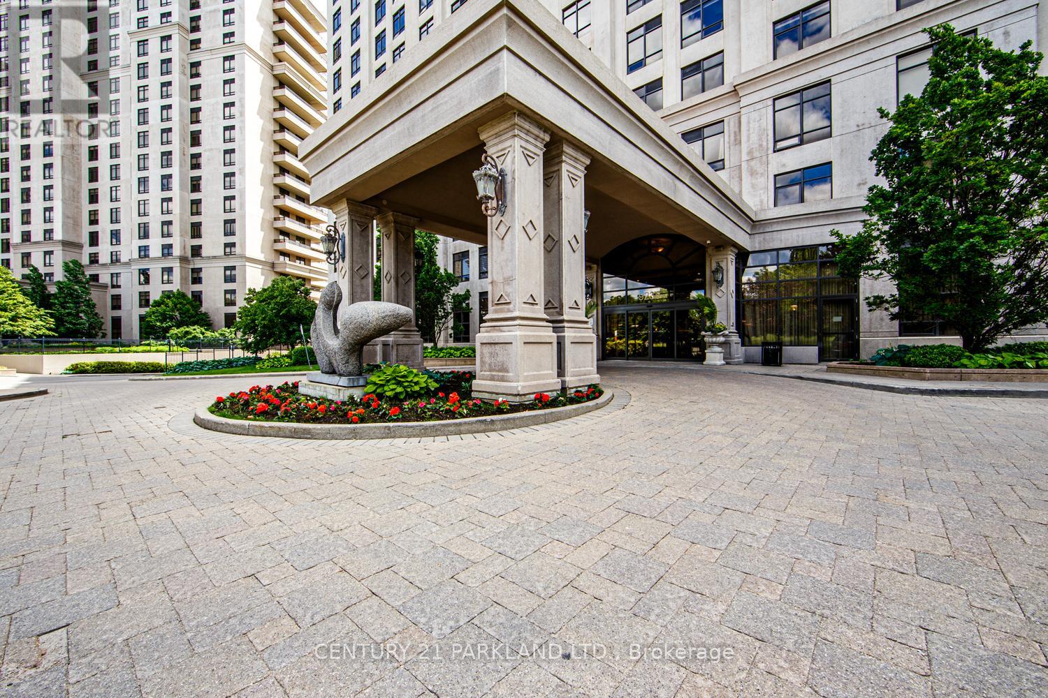 Apartment at 501 - 9235 JANE STREET, Vaughan