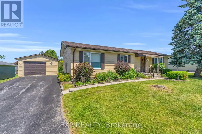 Detached at 5 INLET COURT, Georgina