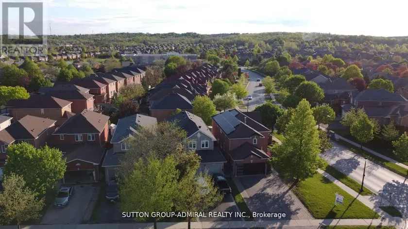Detached at 470 DOUBLETREE LANE, Newmarket