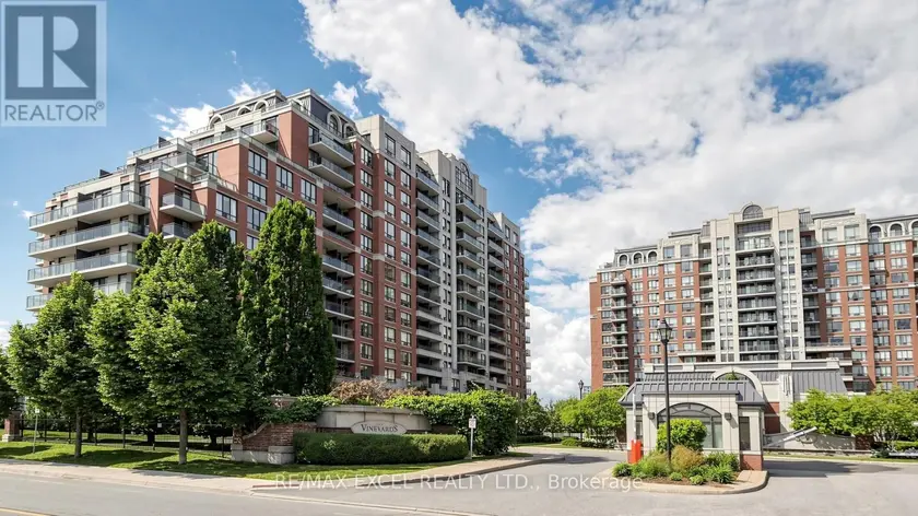 Apartment at 318 - 310 RED MAPLE ROAD, Richmond Hill (Langstaff)