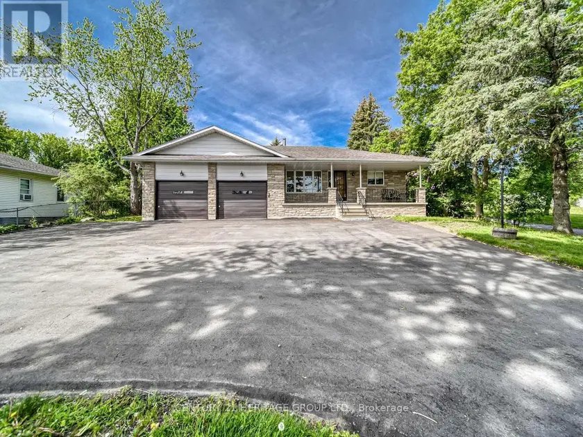 Detached at 19276 HOLLAND LANDING ROAD, East Gwillimbury