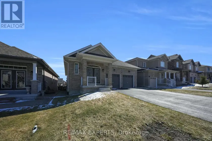 Detached at 57 HOPKINS CRESCENT N, Bradford West Gwillimbury