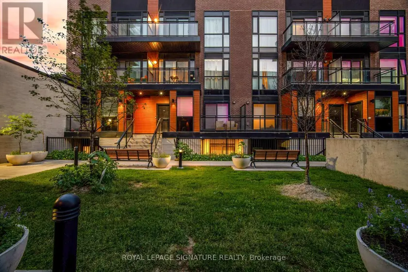 Townhouse at D-603 - 5289 HIGHWAY 7, Vaughan