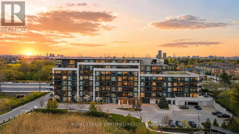 Apartment at 711 - 4700 HIGHWAY 7, Vaughan