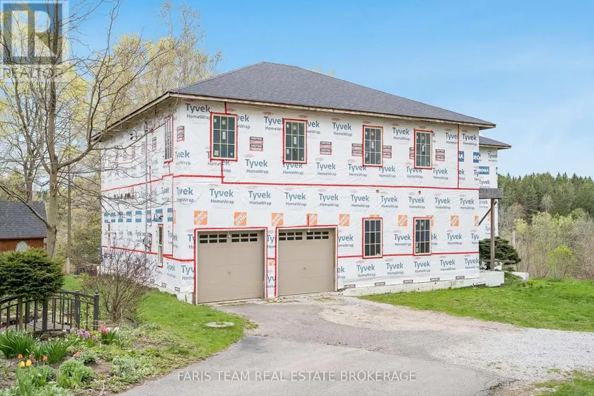 Detached at 40 OLD CHURCH ROAD, King (King City)