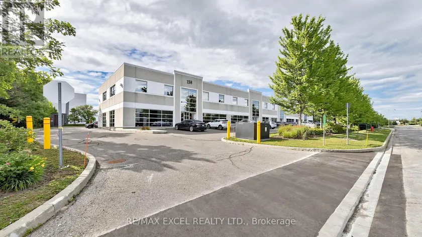 Other at 15 - 158 DON HILLOCK DRIVE, Aurora