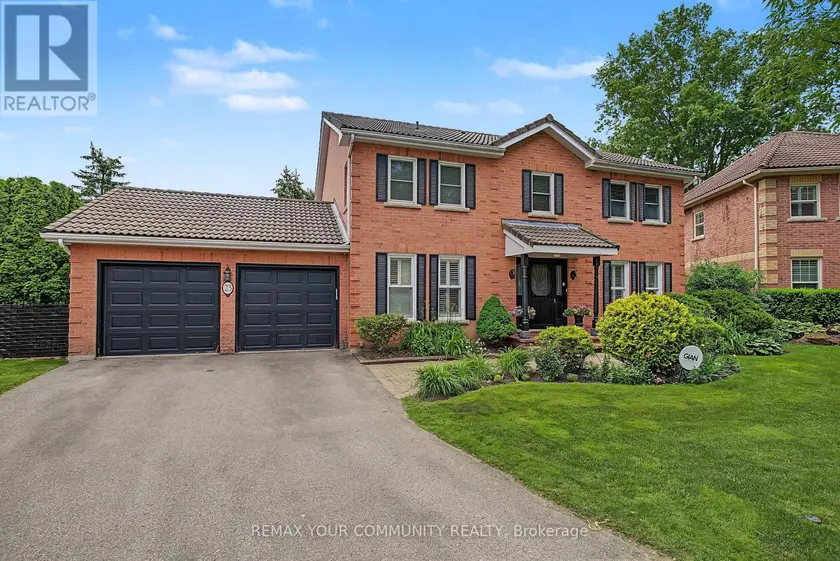 Detached at 23 CRANBERRY LANE, Aurora