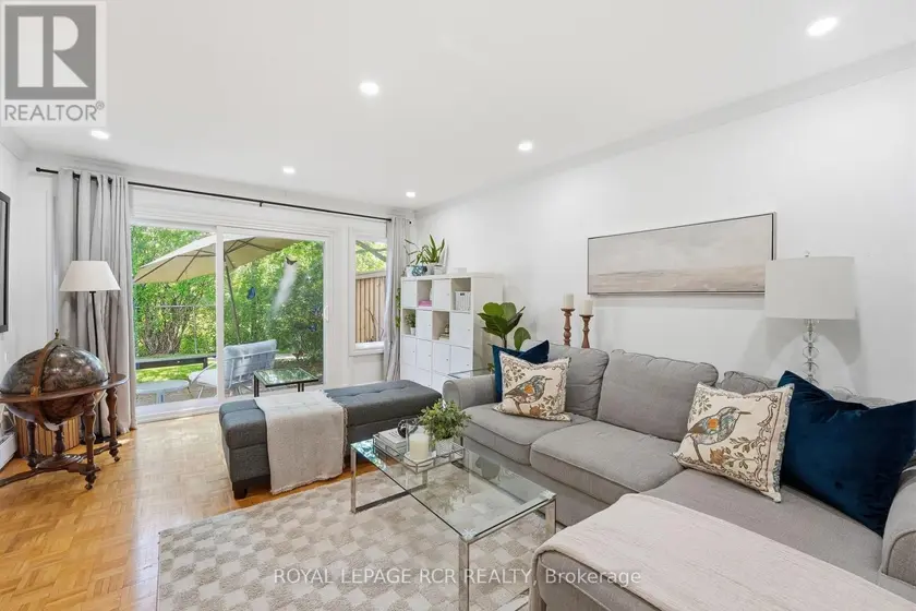 Townhouse at 75 - 215 MILESTONE CRESCENT, Aurora