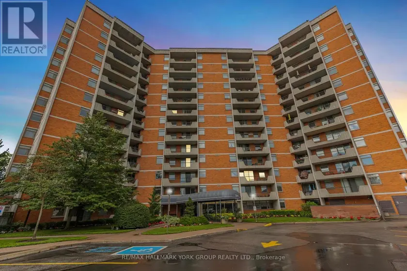Apartment at 1007 - 7811 YONGE STREET, Markham (Thornhill)