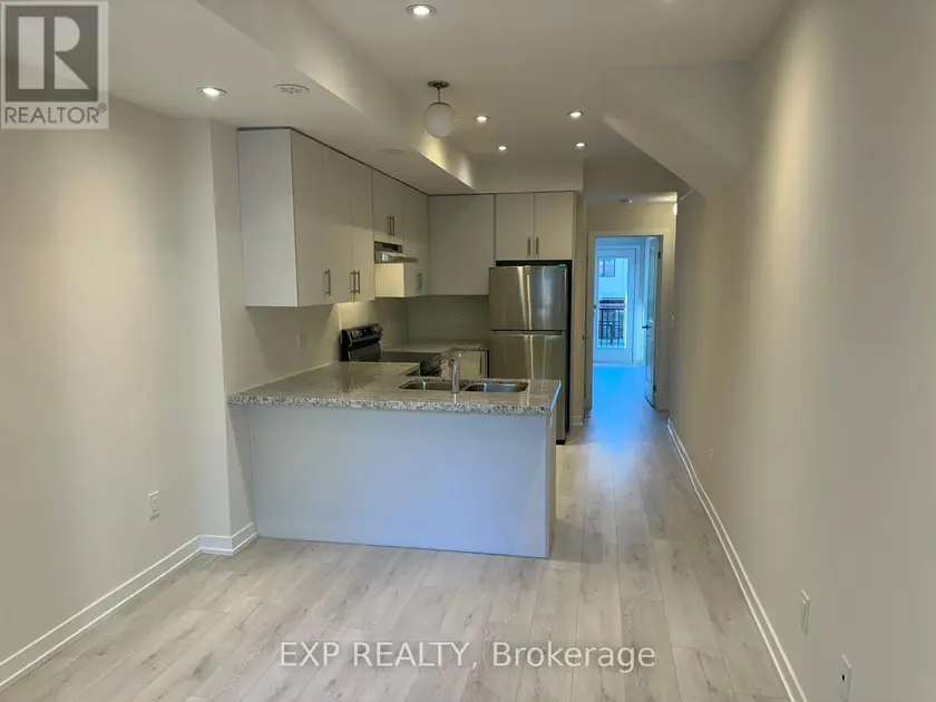 Townhouse at 241 - 15100 YONGE STREET, Aurora (Aurora Village)