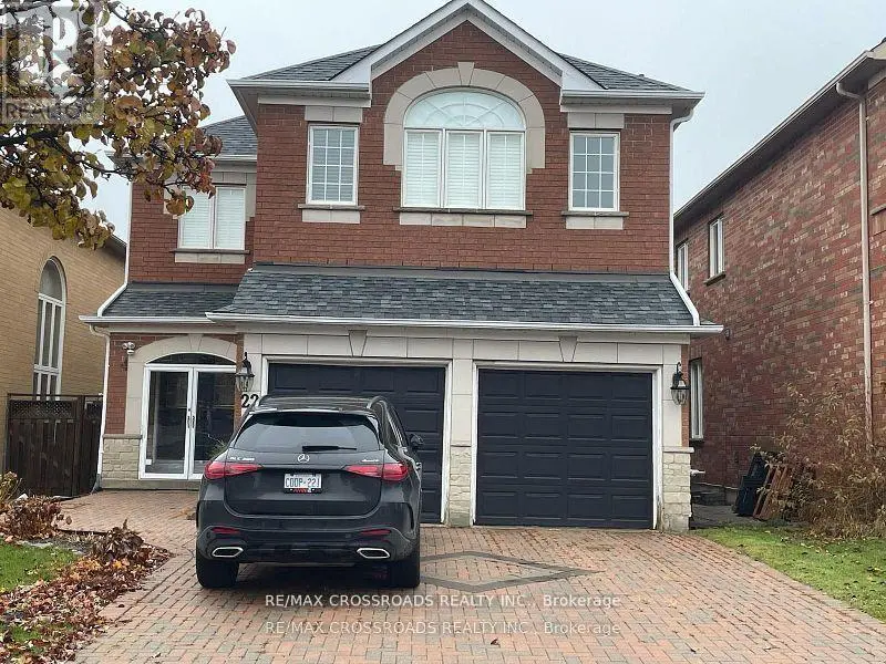 Detached at 22 WALNUT GROVE CRESCENT, Richmond Hill