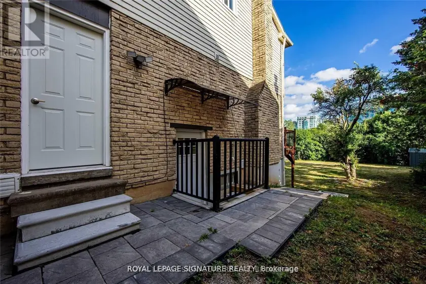 Semi-Detached/Link at 91 TAMARACK DRIVE, Markham