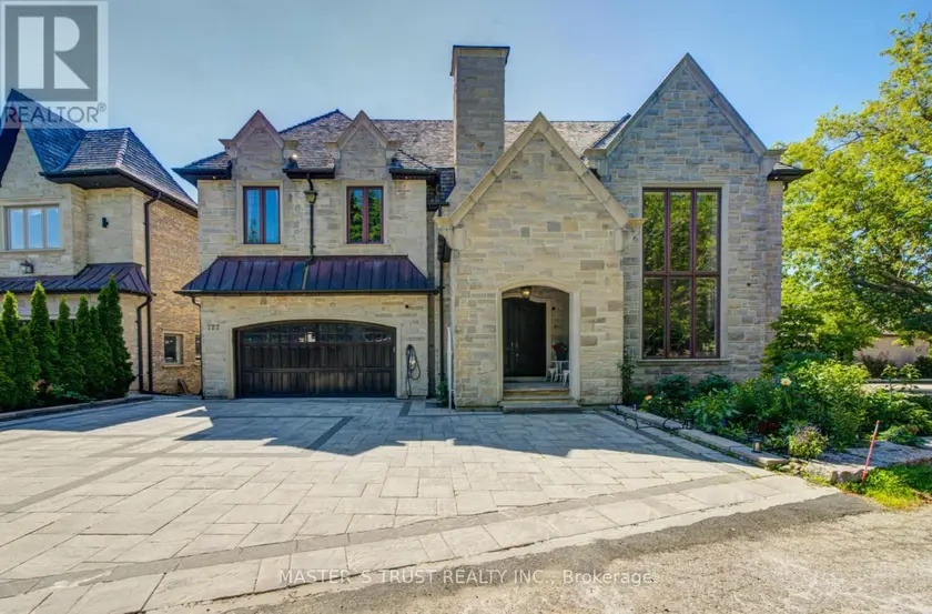 Detached at 727 SUNSET BEACH ROAD, Richmond Hill