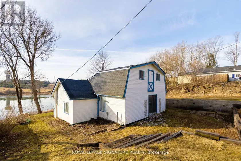 Detached at 17 VALLEY ROAD, Whitchurch-Stouffville