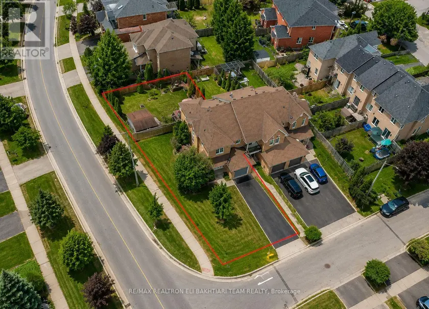 Townhouse at 133 LONG POINT DRIVE, Richmond Hill