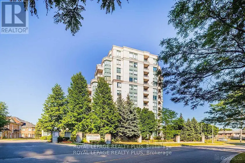 Apartment at PH 409 - 5 EMERALD LANE, Vaughan