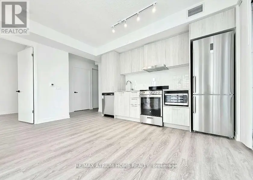 Apartment at 3915 - 195 COMMERCE STREET, Vaughan