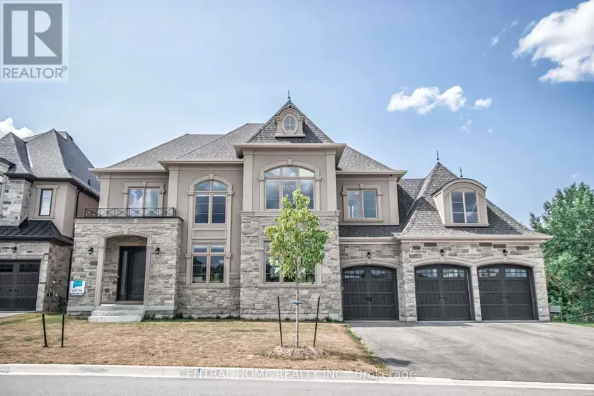 Detached at 122 BURNS BOULEVARD, King