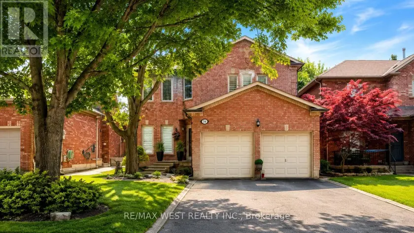 Detached at 31 MULHOLLAND DRIVE, Vaughan