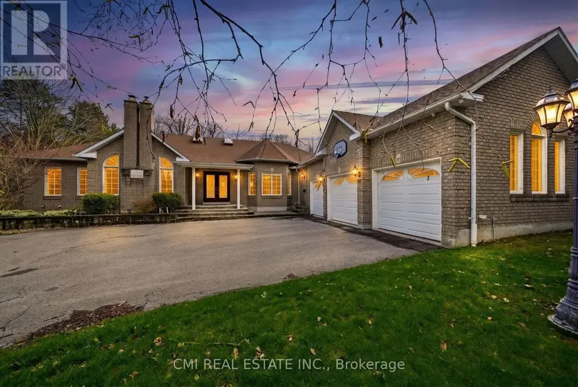 Detached at 15 TREEGROVE CIRCLE, Aurora (Hills of St Andrew)