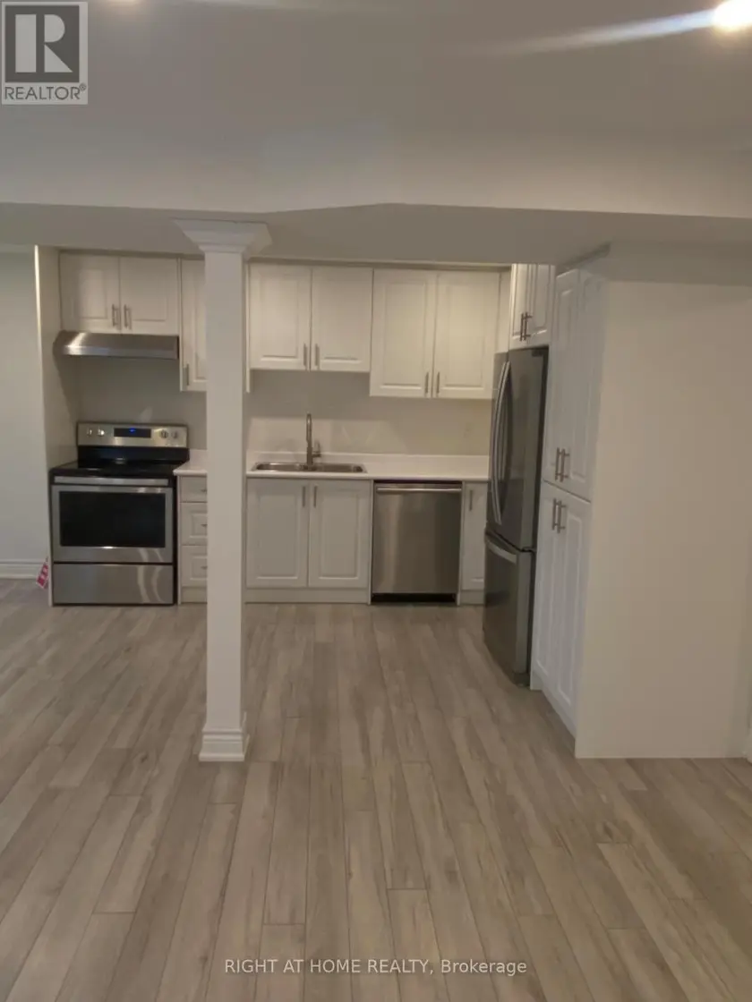 Apartment at LOWER LEVEL - 65 RUFFLE LANE LANE N, Richmond Hill