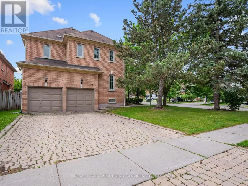 Detached at 63 DEERGLEN TERRACE, Aurora (Aurora Grove)