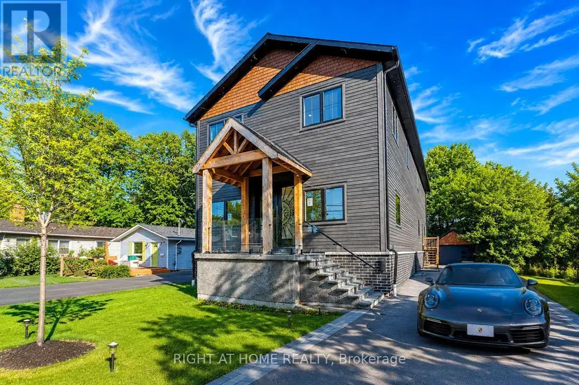 Detached at 215 BAYVIEW AVENUE, Georgina