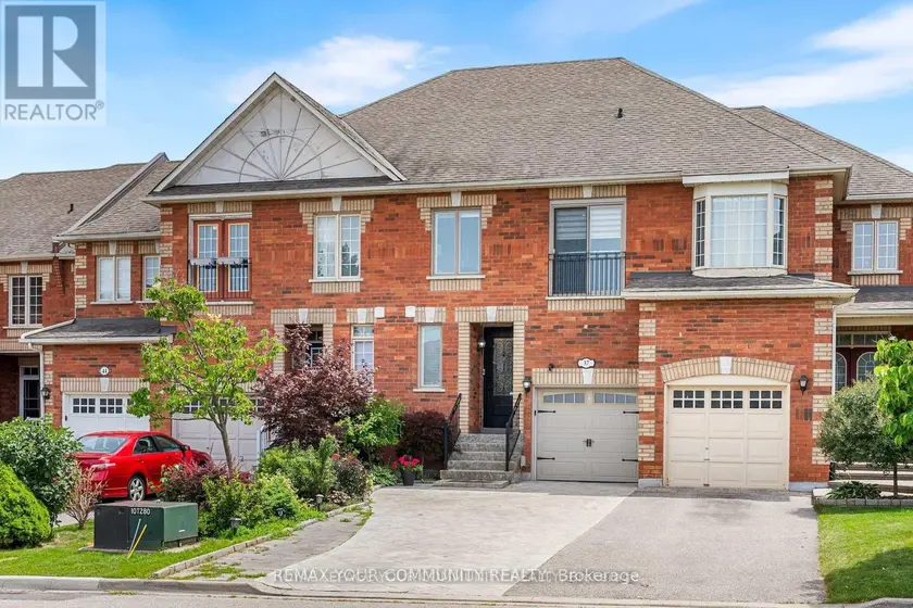 Townhouse at 37 COPPERSTONE CRESCENT, Richmond Hill