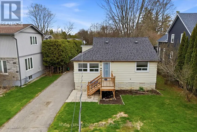 Detached at 54 FARLEY CIRCLE, Georgina