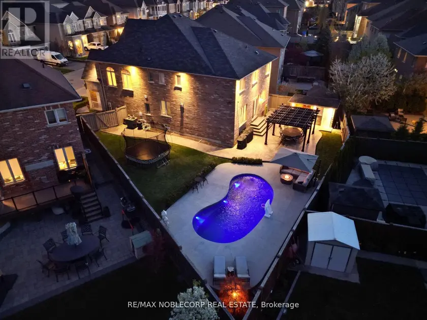 Detached at 27 GORMAN AVENUE, Vaughan