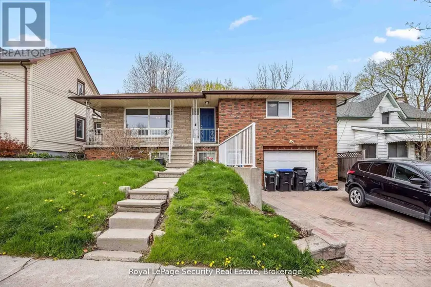 Multiplex at 2 - 97 JOHN STREET E, Bradford West Gwillimbury