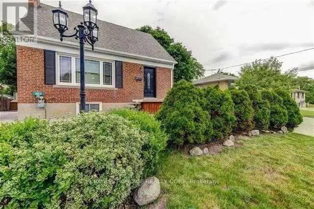 Detached at 192 MAJOR MACKENZIE DRIVE E, Richmond Hill