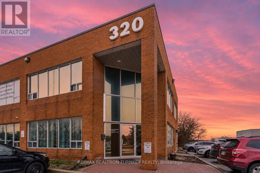 Other at 13 - 320 HARRY WALKER PARKWAY N, Newmarket