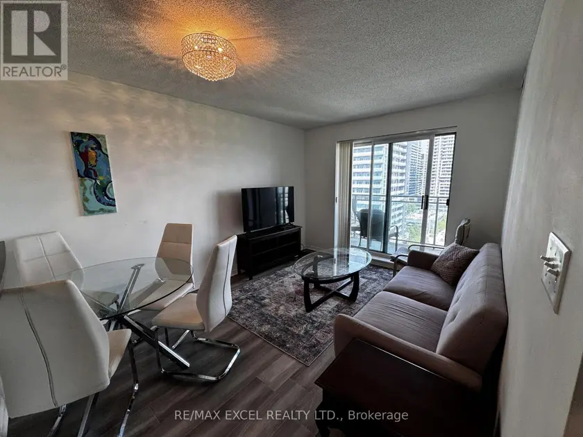 Apartment at LPH10 - 39 ONEIDA CRESCENT, Richmond Hill