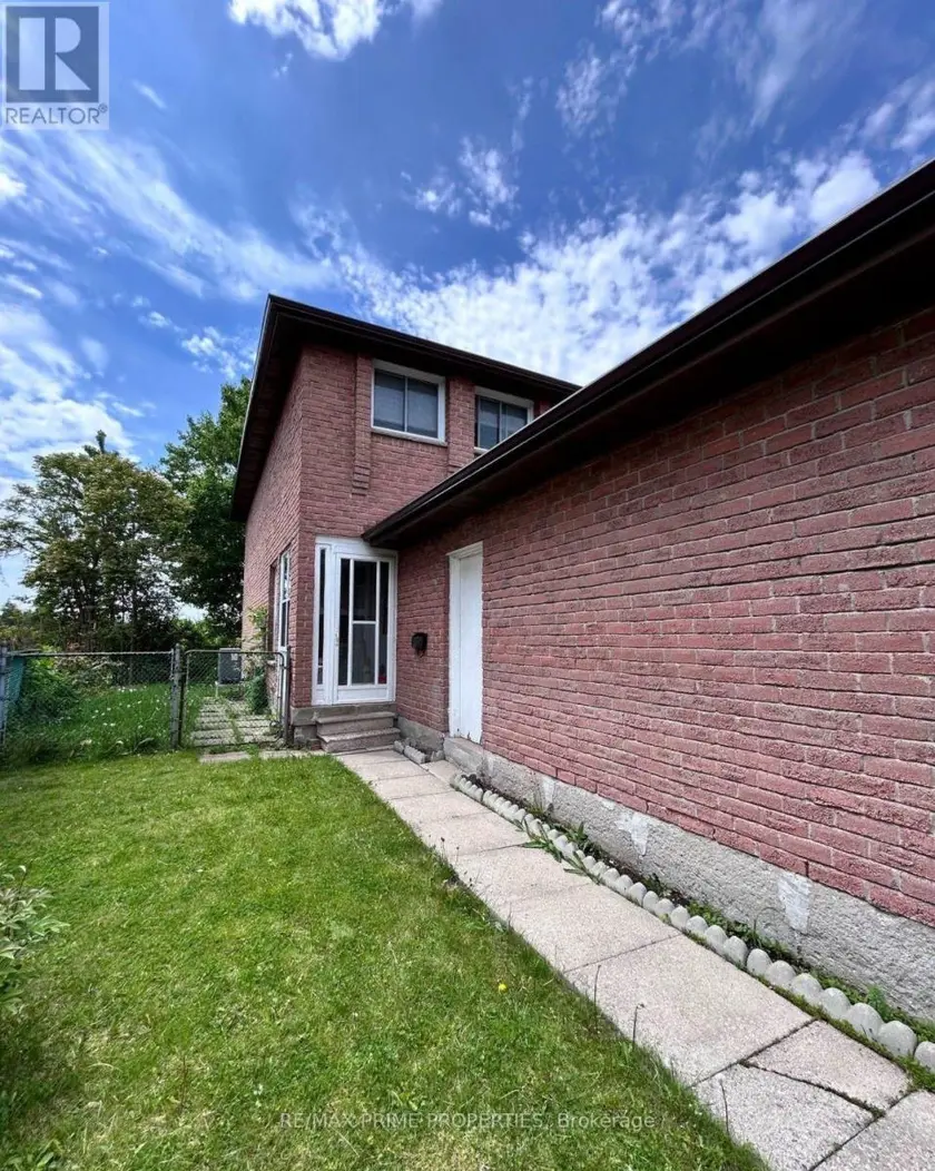 Semi-Detached/Link at 54 TIFFANY CRESCENT, Markham