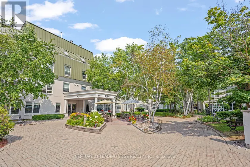Apartment at PH2 - 100 ANNA RUSSELL WAY, Markham