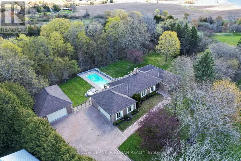 Detached at 12 THEMER COURT, New Tecumseth