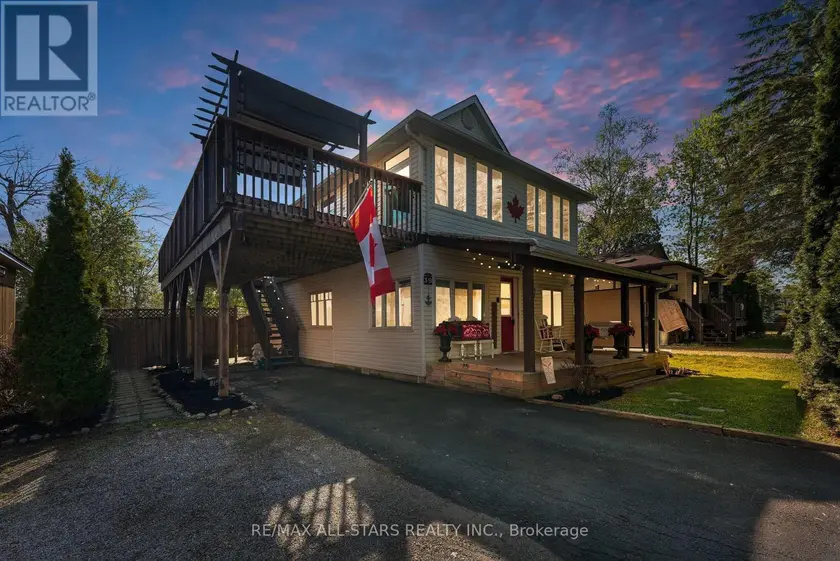 Detached at 39 FRANKLIN BEACH ROAD, Georgina