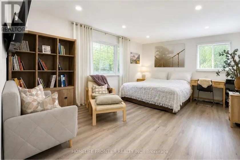 Detached at 634 GORHAM STREET, Newmarket