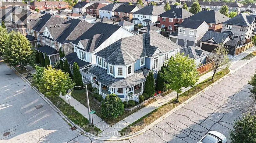 Detached at 1 CAPOGNA STREET, Markham