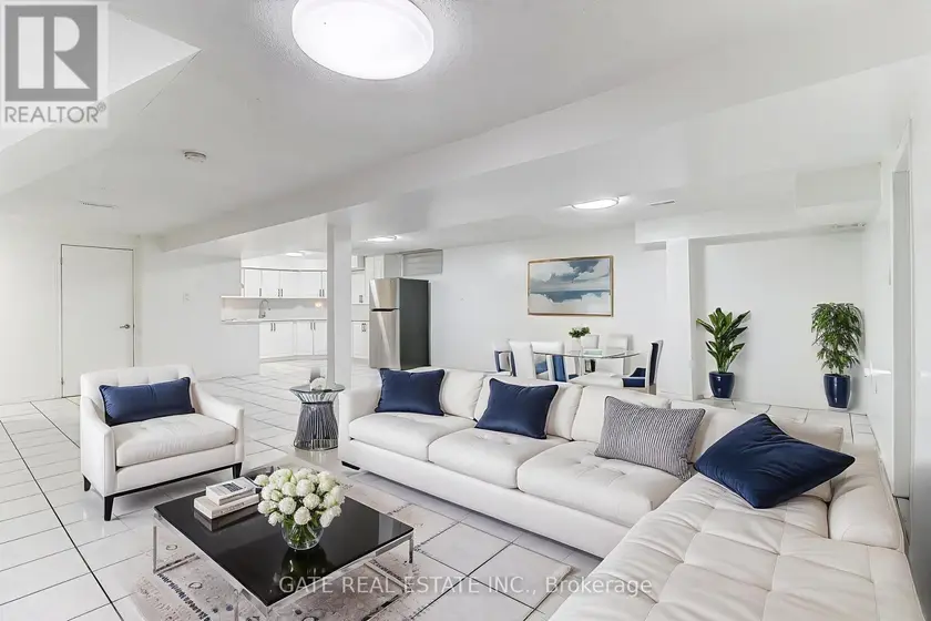 Detached at 11 JORDANA DRIVE, Markham
